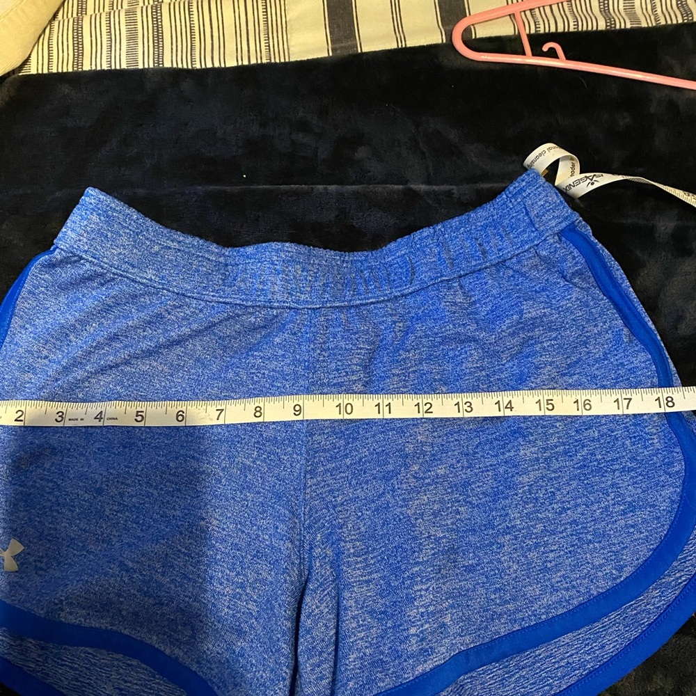 Under Armour Shorts - Picture 7 of 7